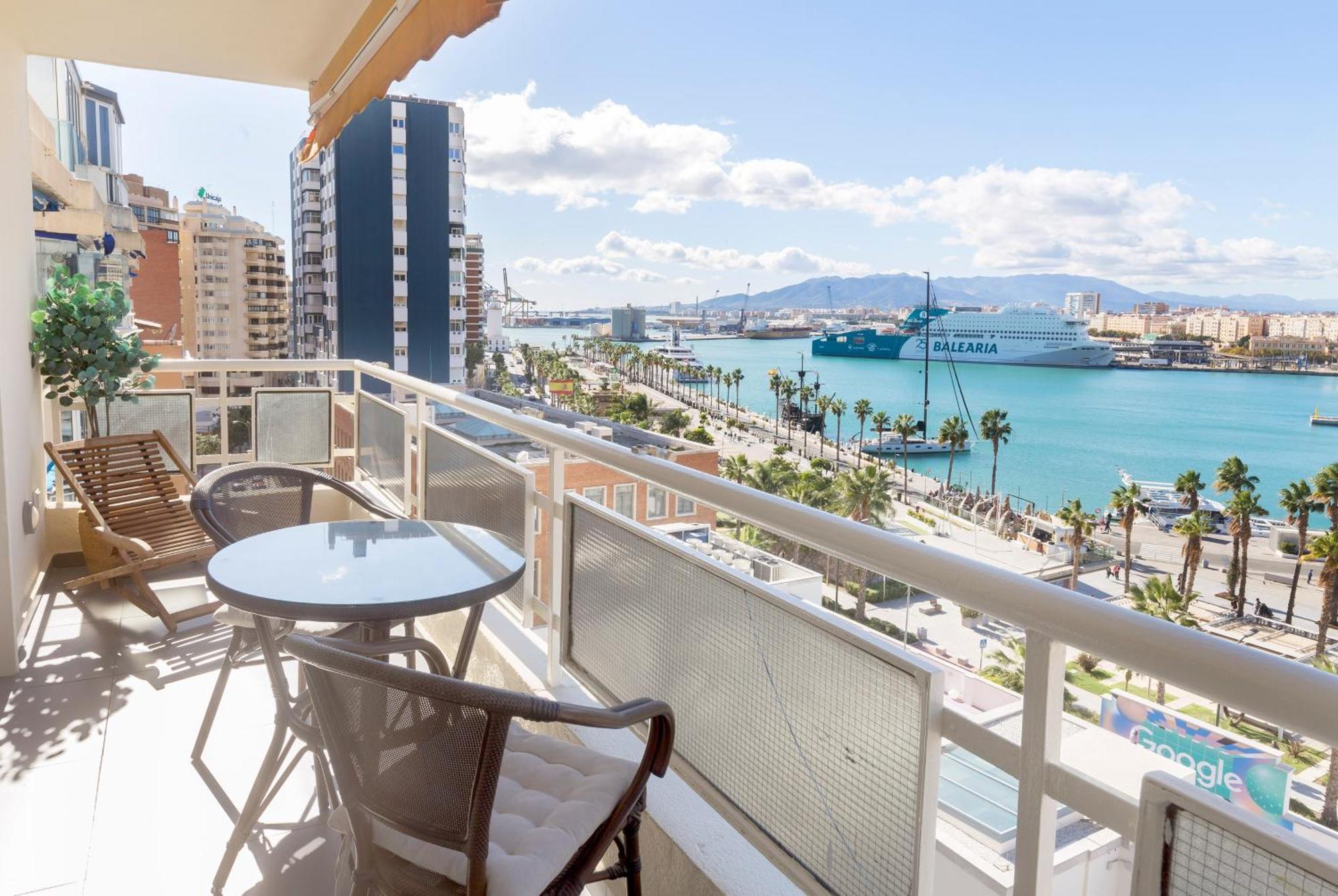 La Marina Suite Malaga Bagian luar foto