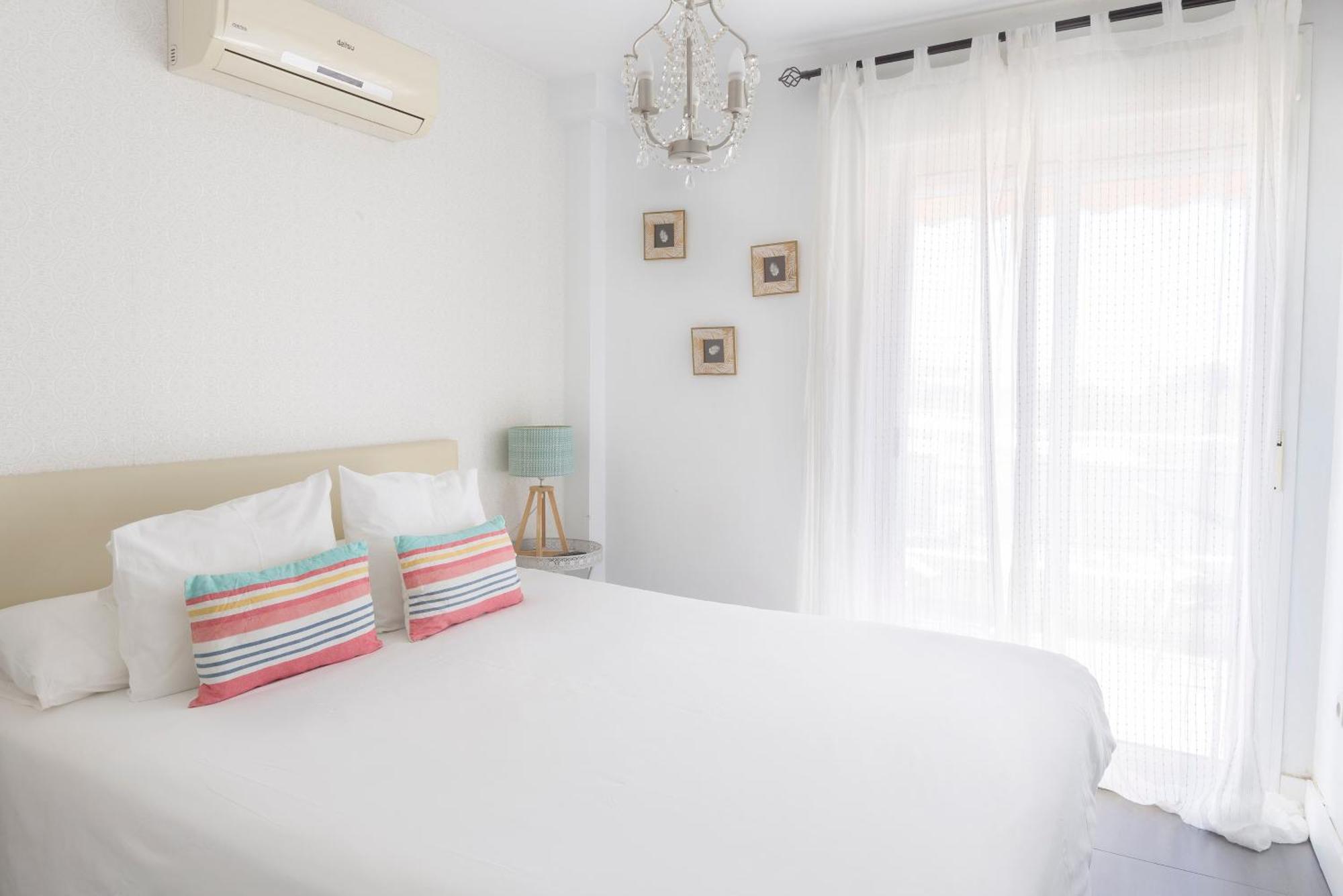 La Marina Suite Malaga Bagian luar foto