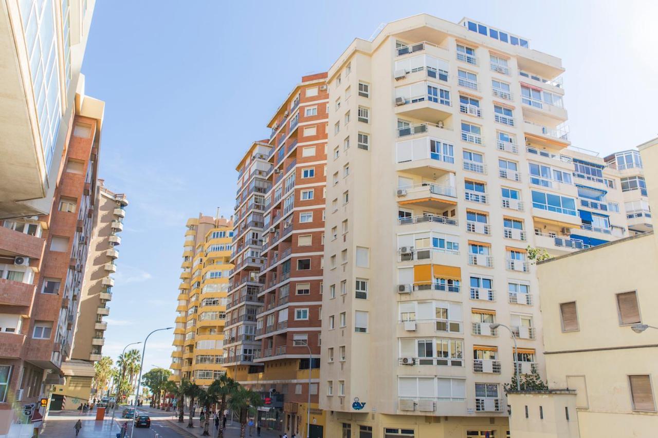 La Marina Suite Malaga Bagian luar foto